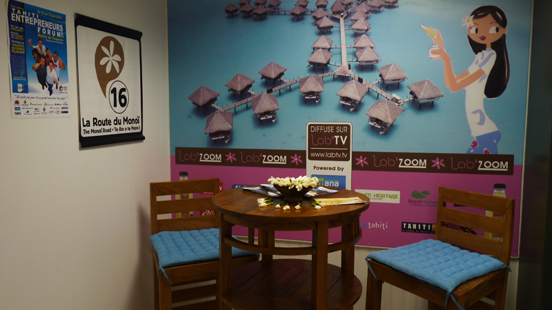 monoiu.jpg monoiu.jpg