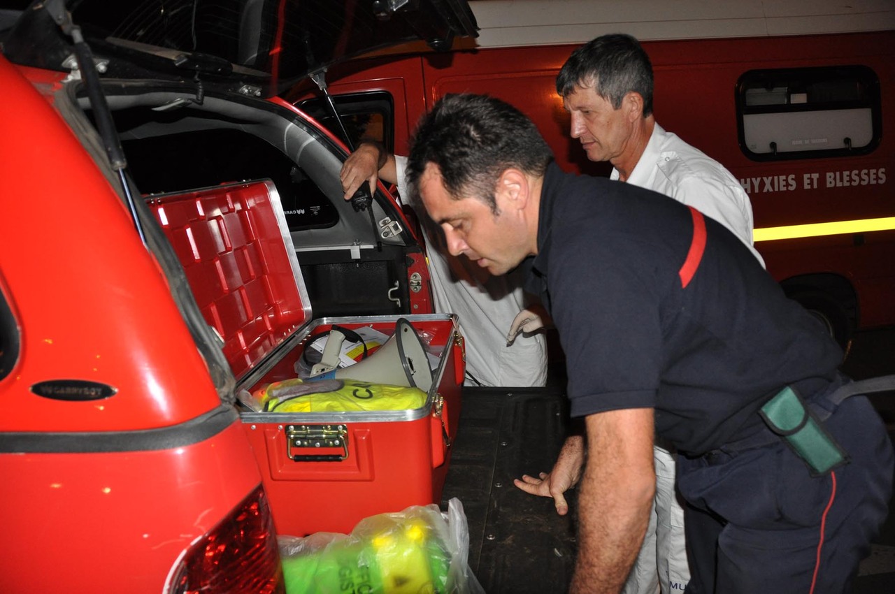 SECOURS 3.jpg SECOURS 3.jpg